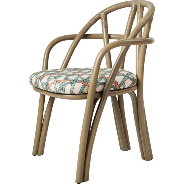 Gubi Bistra Spisebordsstol Med Armlæn Olive Stained Rattan Reales Limonta 001