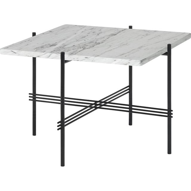 Gubi Ts Sofabord Firkantet 55   55 Cm Med Sort Base Og Hvid Carrara Marmor Top
