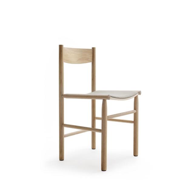 Nikari Linea Collection Akademia Spisebordsstol Lys Lakeret Egetræ Steelcut Trio 213