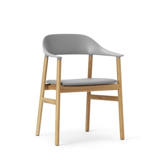 Normann Copenhagen Herit Spisebordsstol Med Armlæn Læder Polstret Egetræ  Grå