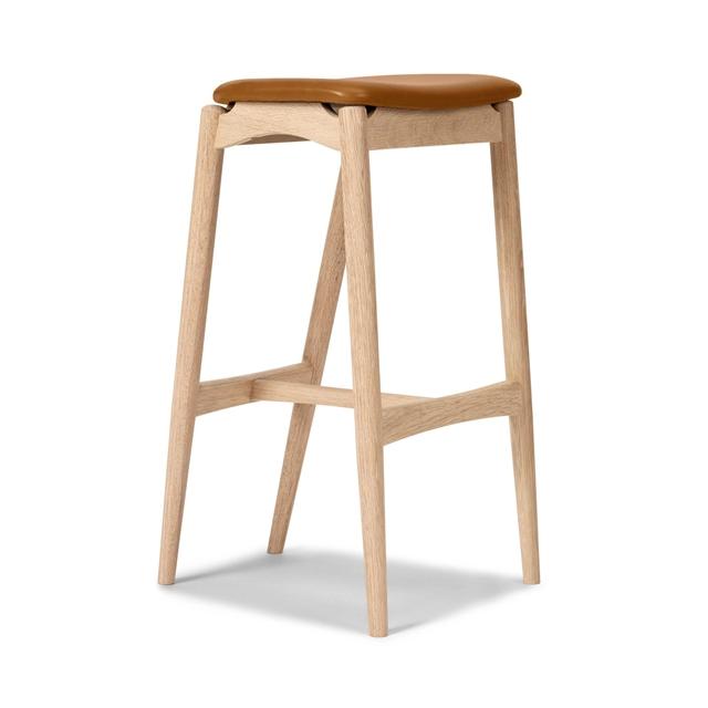 Sibast Furniture No   Barstol 65 Uden Ryg Hvidt Olieret Eg Cognac