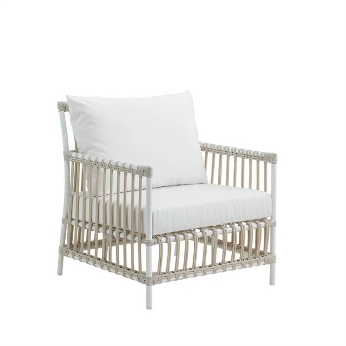 Sika Design Caroline Lænestol Exterior Dove White Inkl  Sæde- Og Ryghynde   B451 Beige